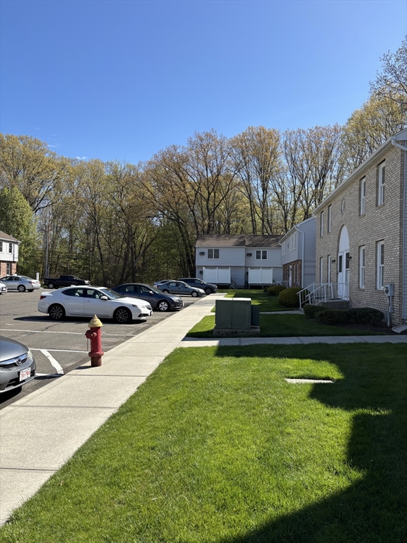 283 Fuller Road, Unit T Chicopee, MA 01020 - Photo 3 of 10