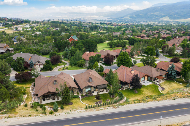 4892 Eagle Rdg Drive Eden, UT 84310 - Photo 35 of 39 Expansive residential community featuring a variety of architectural styles, mature landscaping, and mountainous surroundings