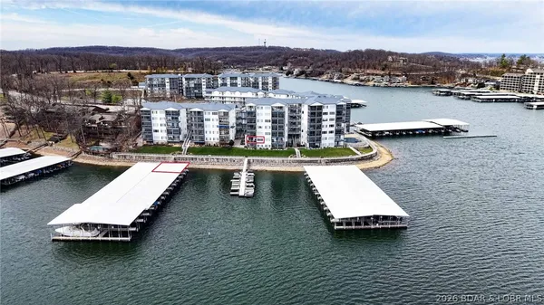 $380,000 | 36 Monarch Cove Court, Unit 2D, Lake Ozark, MO 65049