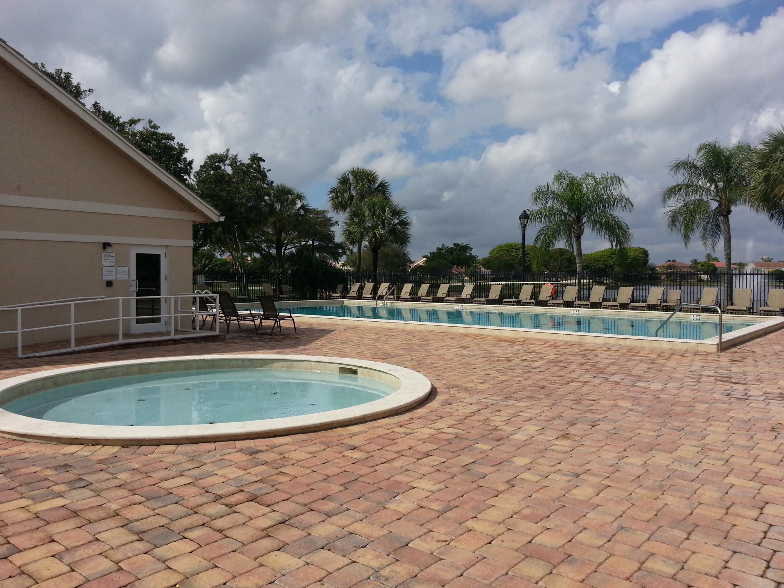 10515 Plainview Circle Boca Raton, FL 33498 - Photo 30 of 33 clubpool
