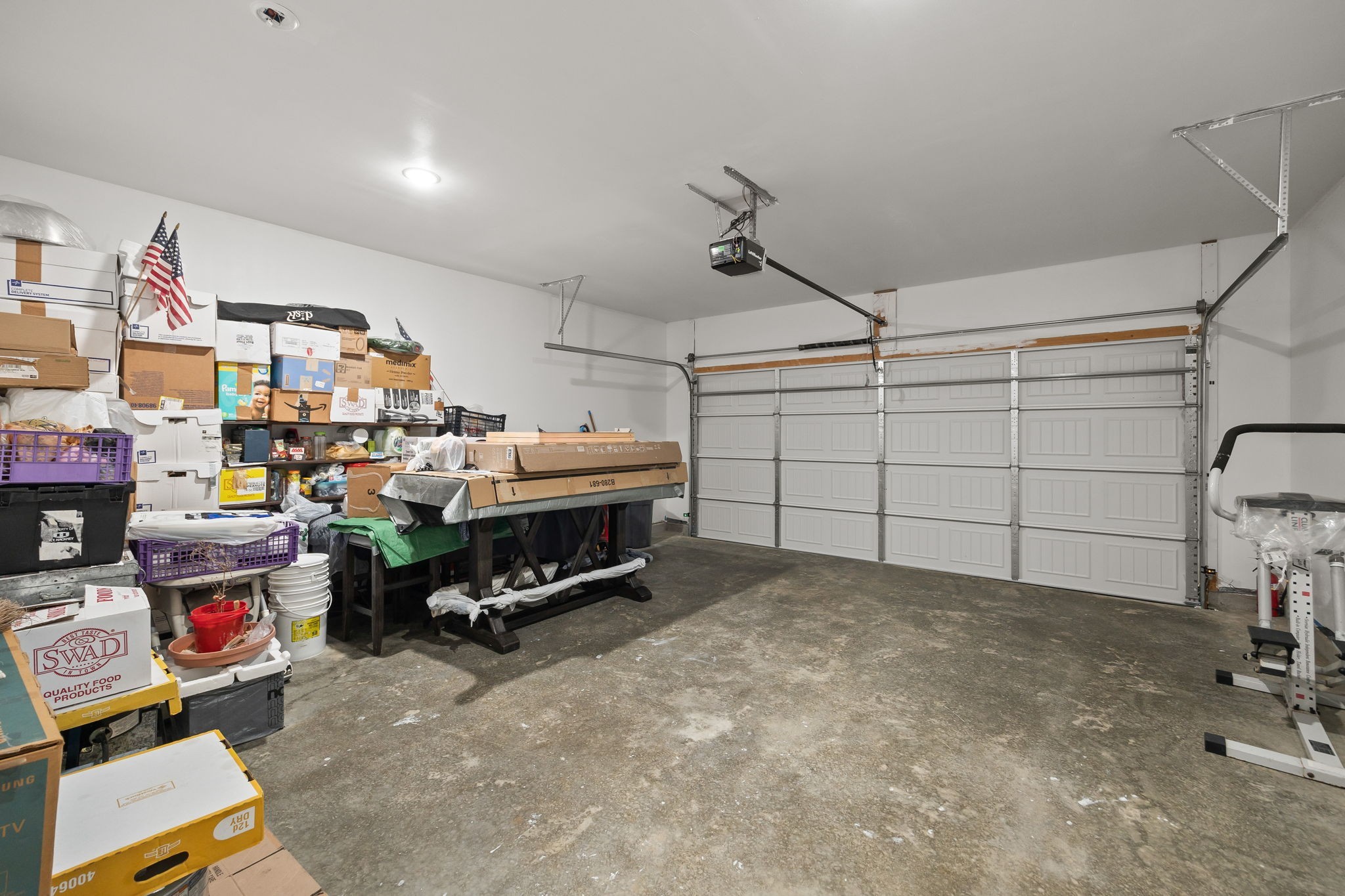 301 Oliver Way Baxter, TN 38544 - Photo 26 of 26 a bed room with a bed