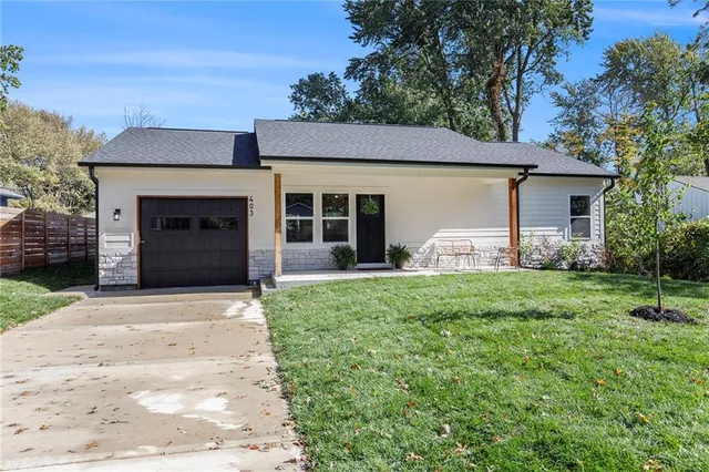 $449,000 | 403 Southwest Mission Road, Lee's Summit, MO 64063
