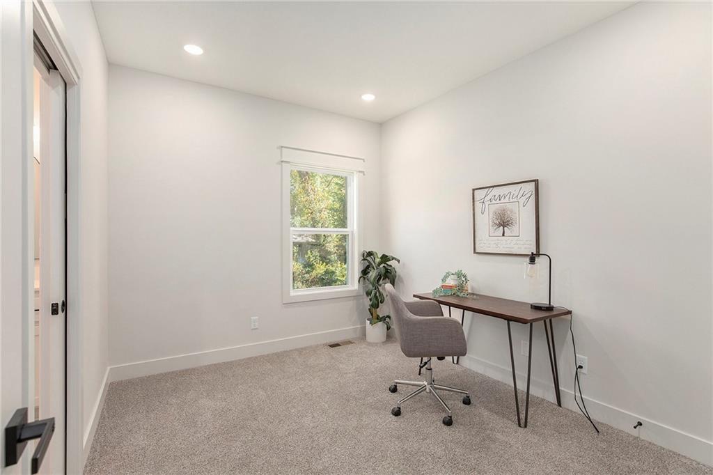 403 Southwest Mission Road Lee's Summit, MO 64063 - Photo 11 of 22