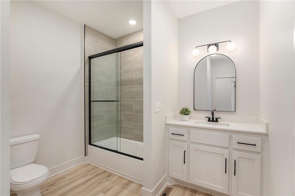 403 Southwest Mission Road Lee's Summit, MO 64063 - Photo 12 of 22