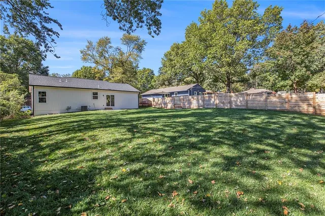 $449,000 | 403 Southwest Mission Road, Lee's Summit, MO 64063