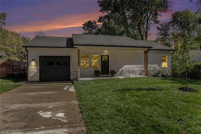 $449,000 | 403 Southwest Mission Road, Lee's Summit, MO 64063