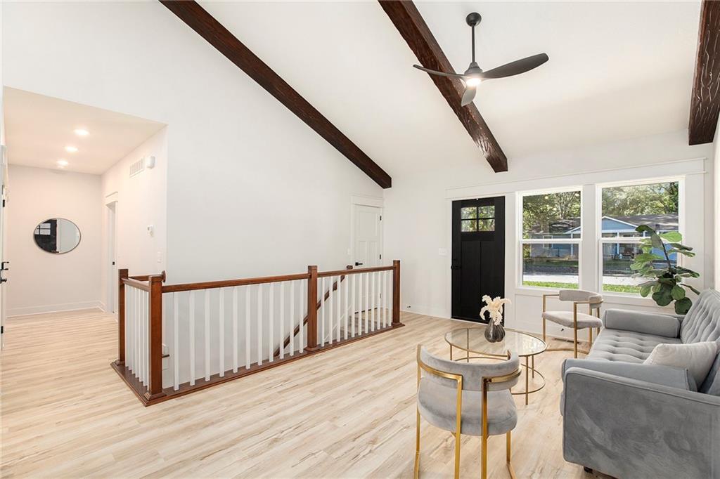 403 Southwest Mission Road Lee's Summit, MO 64063 - Photo 3 of 22