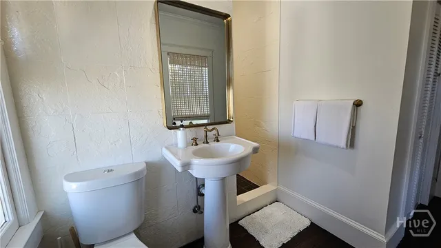 $4,450 | 14 East 41st Street, Savannah, GA 31401