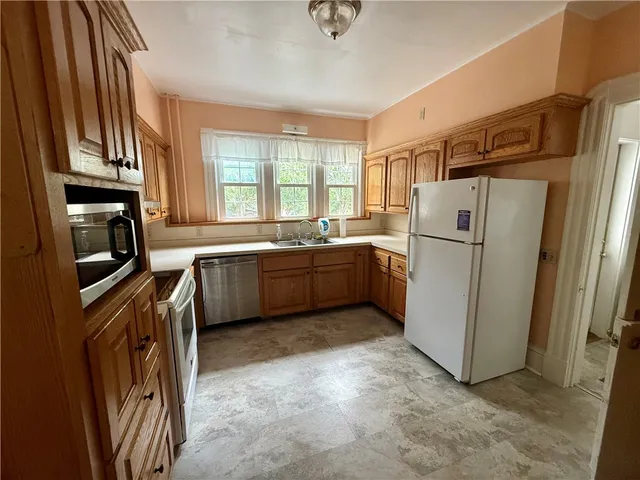 $2,500 | 27 Church Street, Otsego, NY 13326