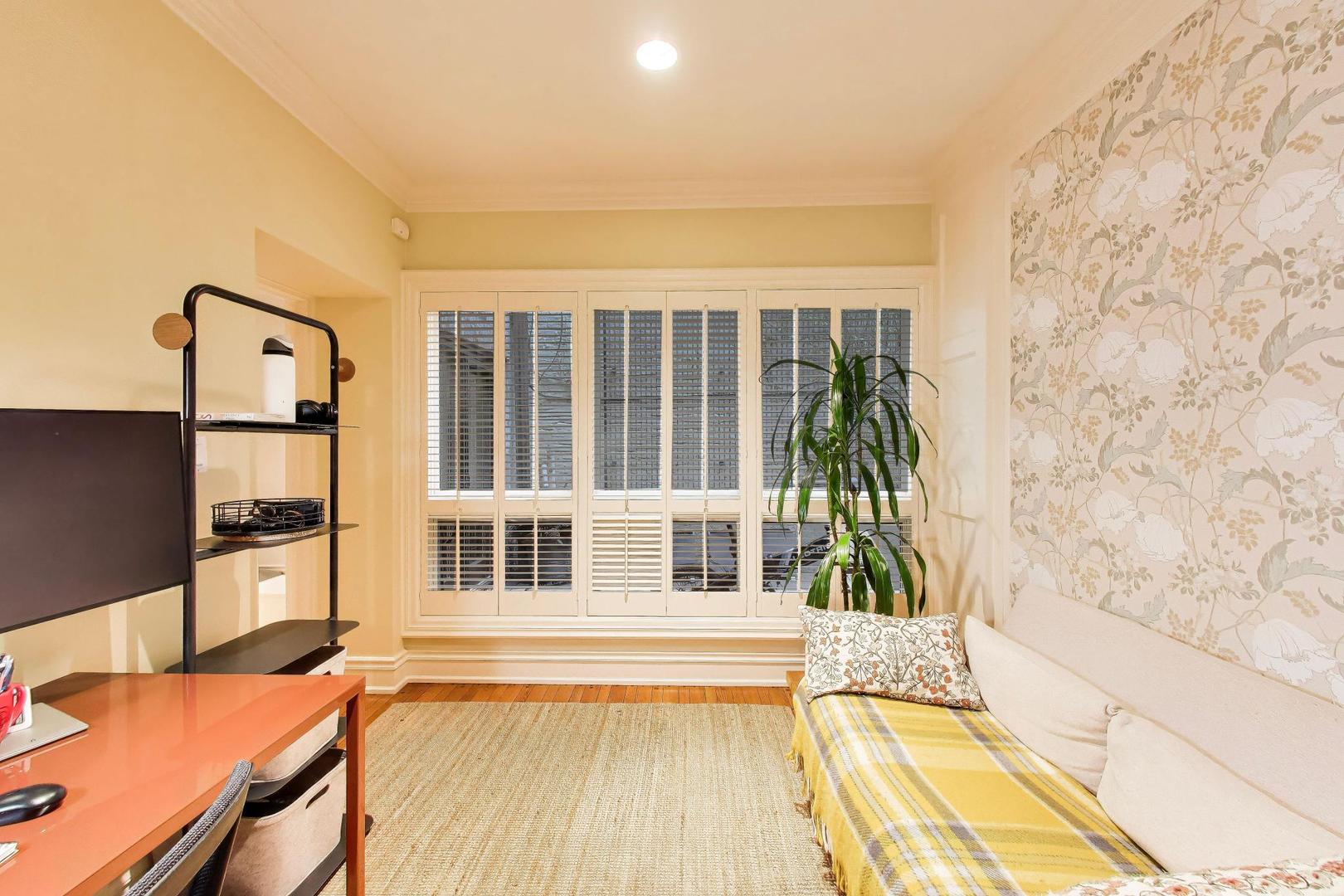 2055 North Howe Street Chicago, IL 60614 - Photo 11 of 40