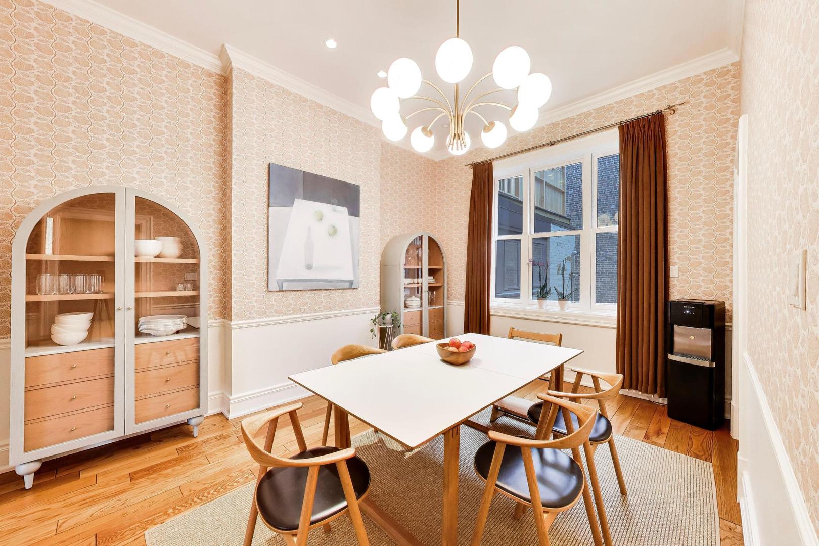 2055 North Howe Street Chicago, IL 60614 - Photo 18 of 40