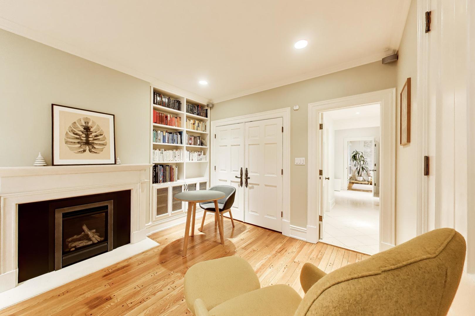 2055 North Howe Street Chicago, IL 60614 - Photo 5 of 40