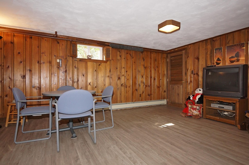 56 Browning Road Arlington, MA 02476 - Photo 20 of 23 Gallery Image 20
