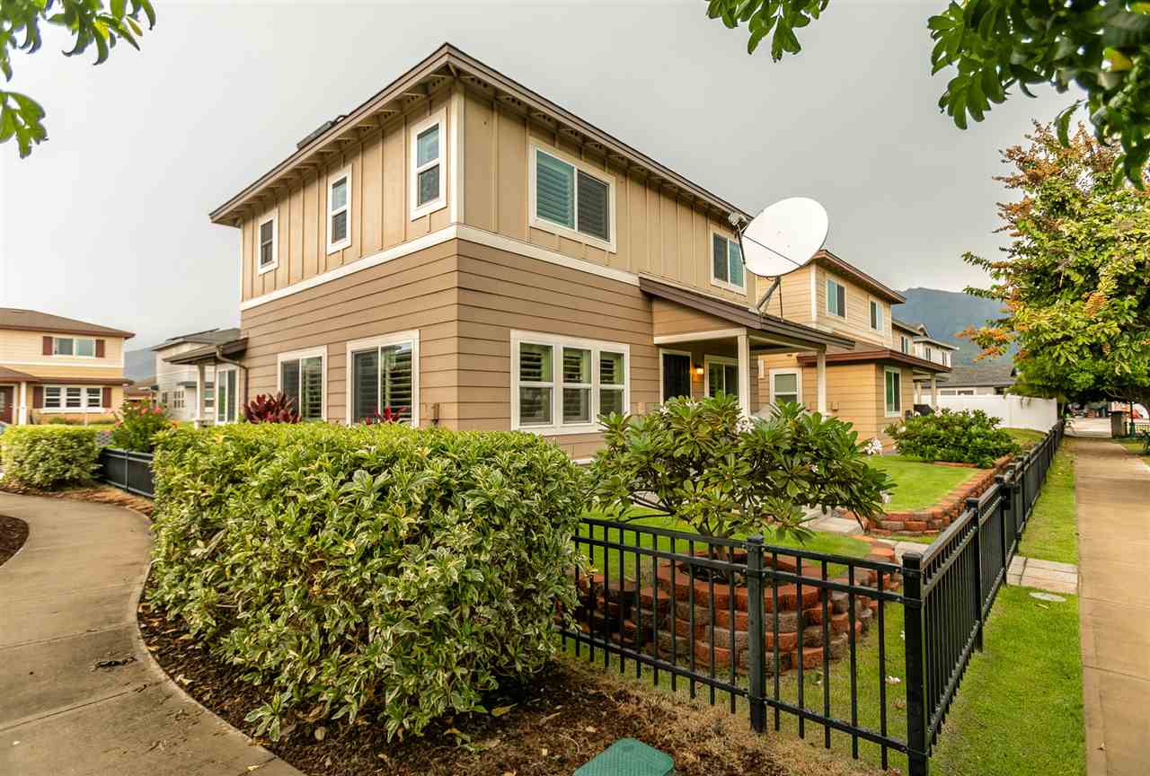 209 Alake Street Kahului, HI 96732 - Photo 29 of 30 a front view of a house with garden