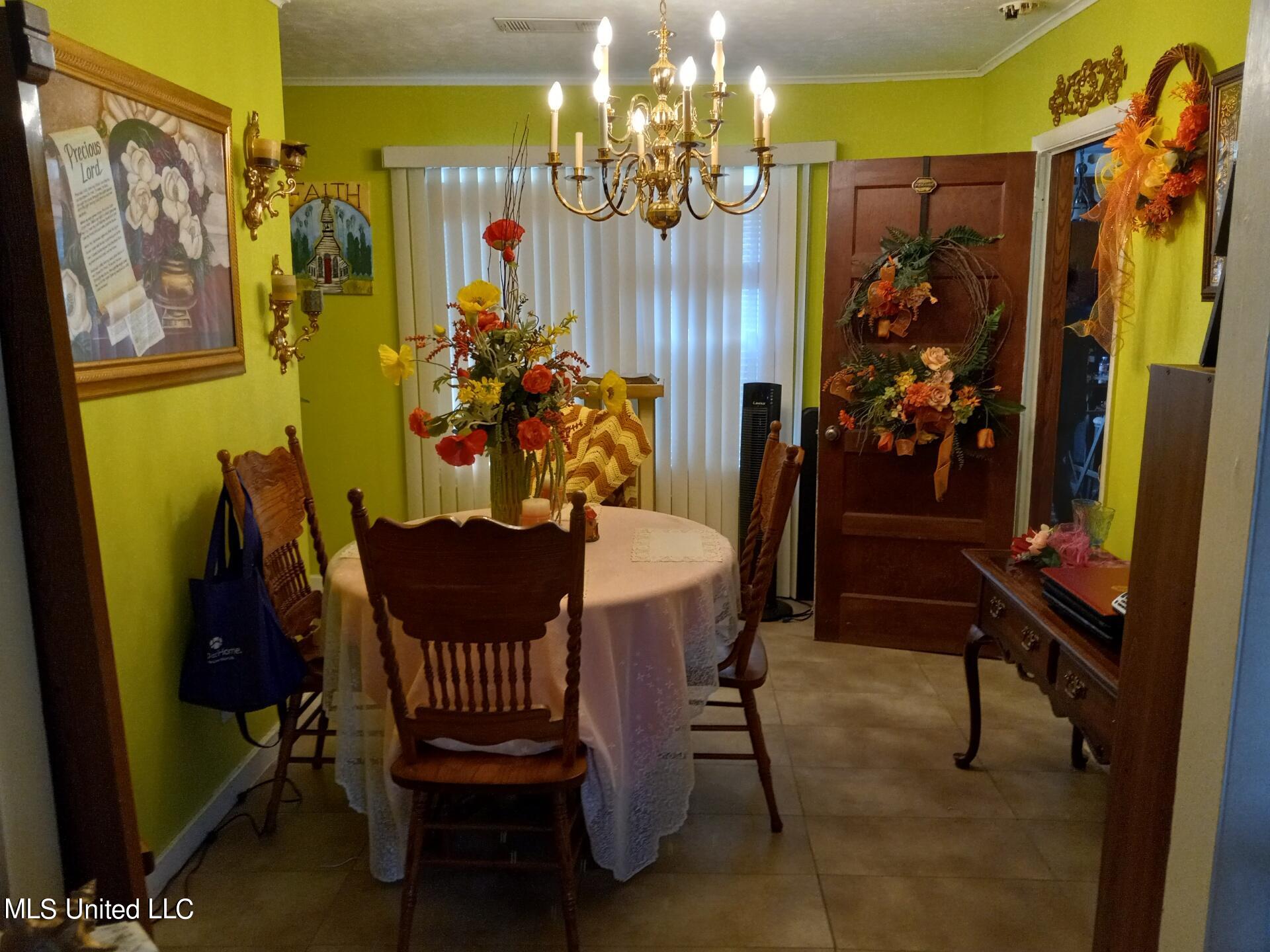 604 South Applegate Street Winona, MS 38967 - Photo 12 of 14 Attachment 4