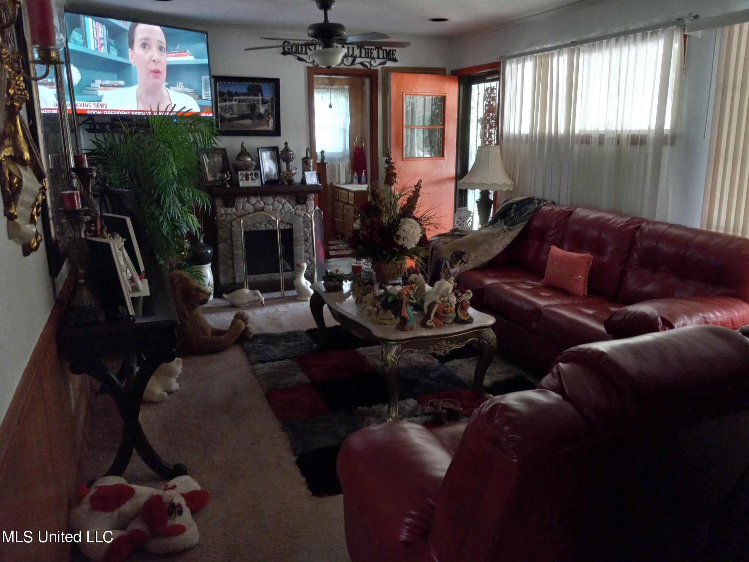 604 South Applegate Street Winona, MS 38967 - Photo 6 of 14 Attachment 2