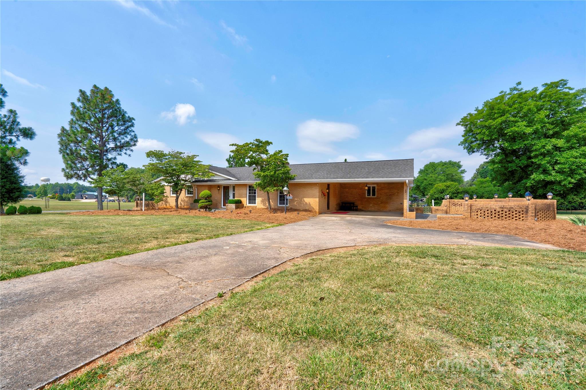 1401 North Post Road Shelby, NC 28150 - Photo 2 of 48 Gallery Image 2