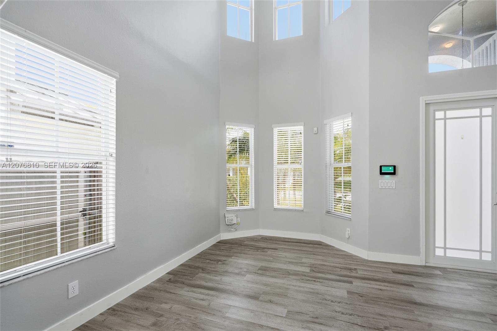 24134 Southwest 109th Path Homestead, FL 33032 - Photo 8 of 50 Gallery Image 8