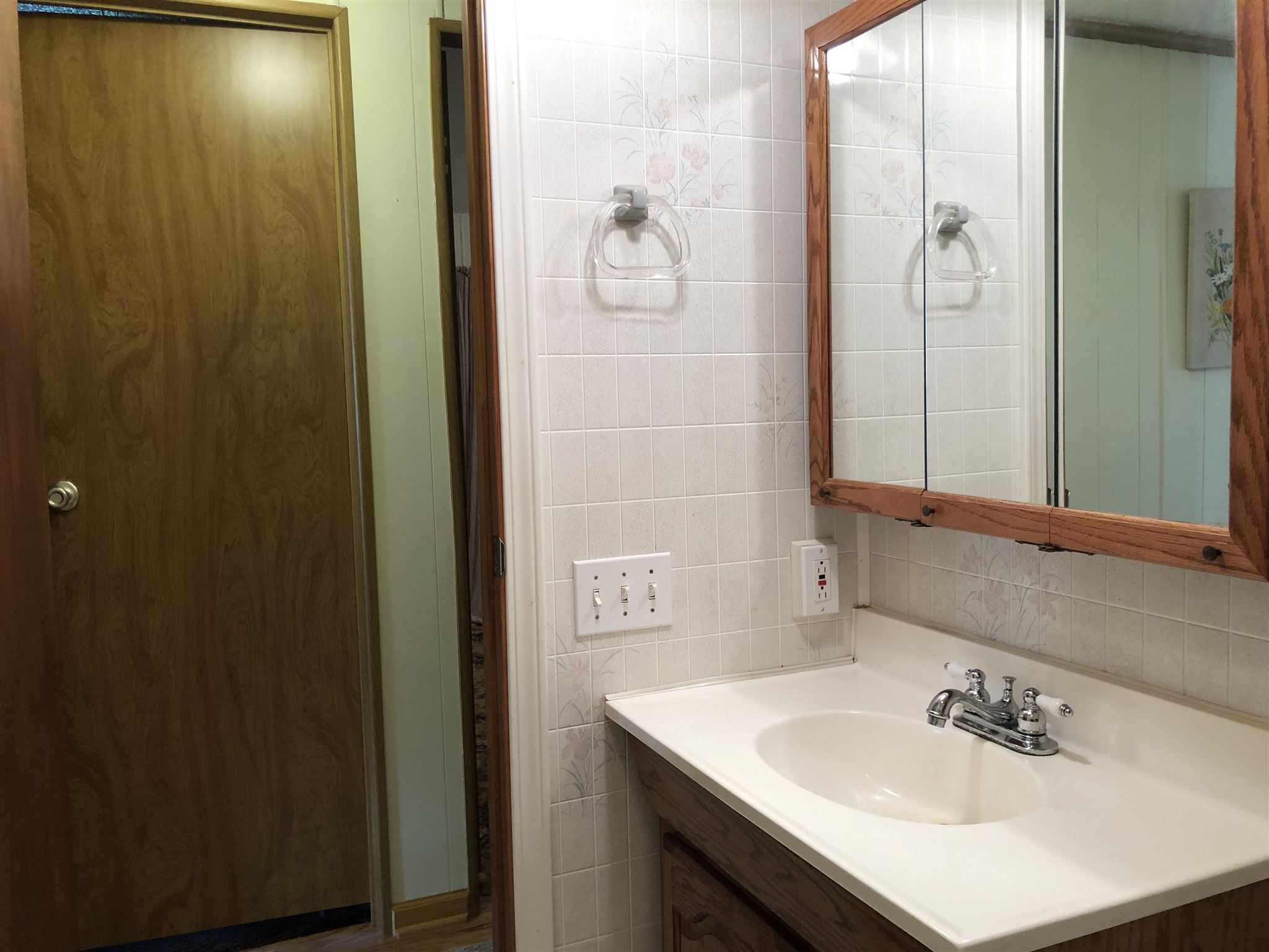 5692 East Bass Center Road Monticello, IN 47960 - Photo 15 of 34 Gallery Image 15