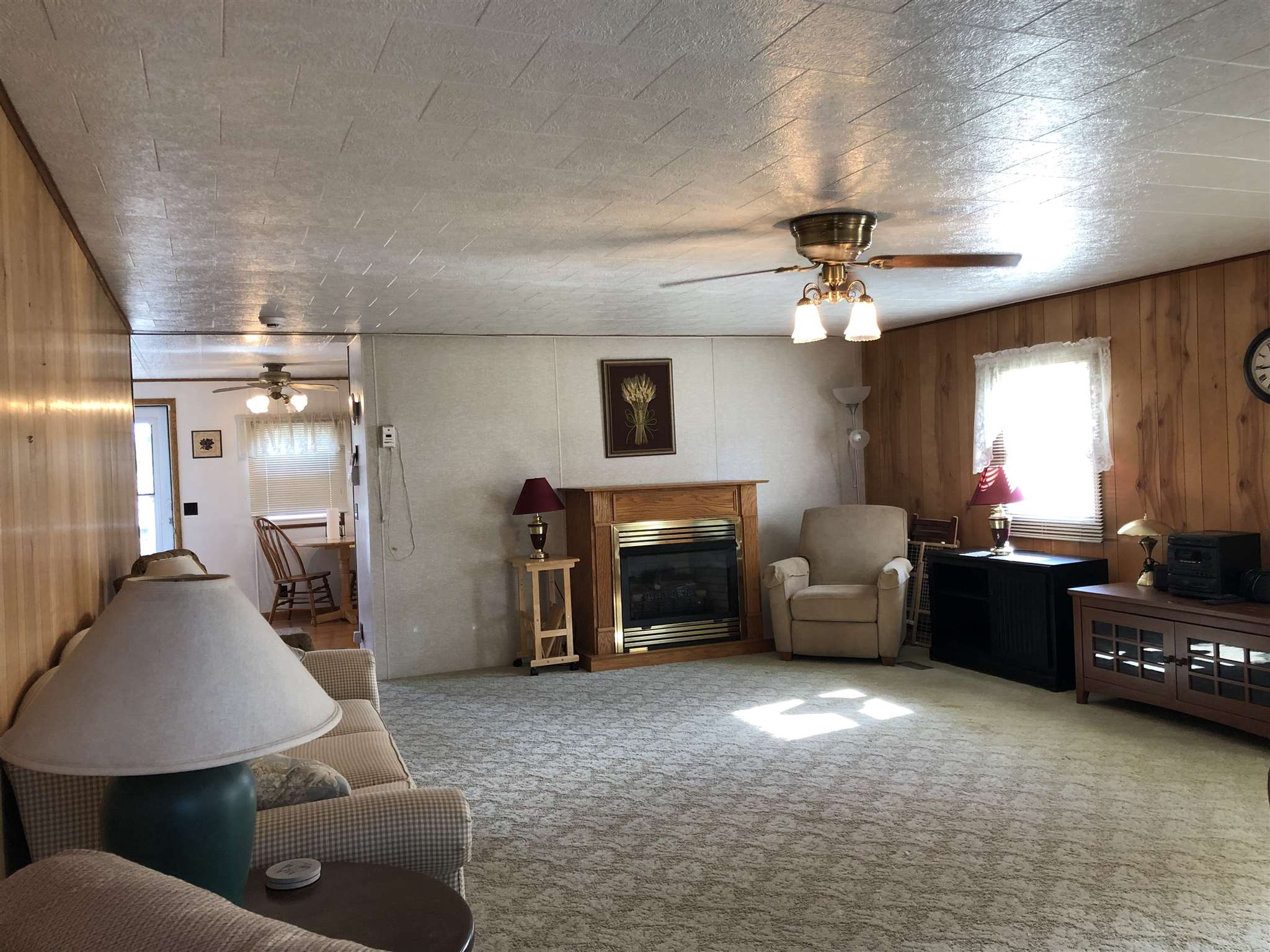 5692 East Bass Center Road Monticello, IN 47960 - Photo 6 of 34 Gallery Image 6