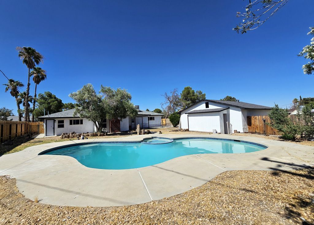 817 West Wasp Avenue Ridgecrest, CA 93555 - Photo 42 of 50