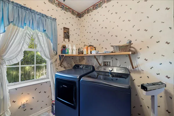 $1,300,000 | 930 90th Avenue, Vero Beach, FL 32966