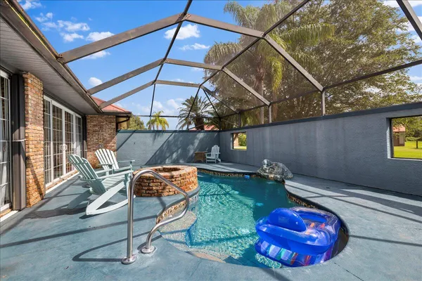 $1,300,000 | 930 90th Avenue, Vero Beach, FL 32966