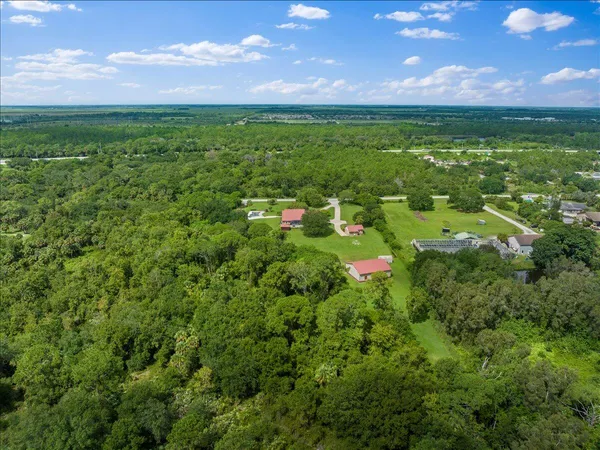 $1,300,000 | 930 90th Avenue, Vero Beach, FL 32966