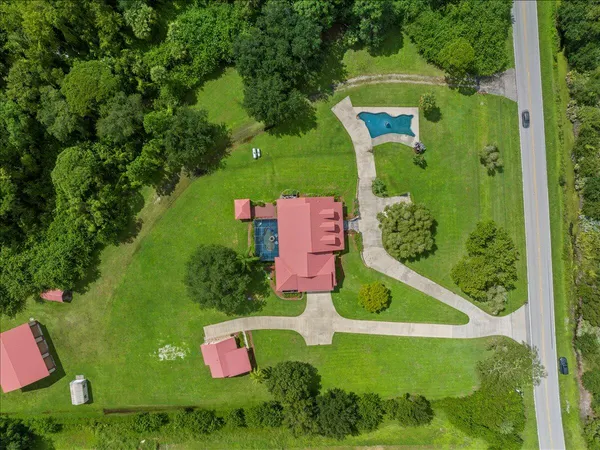 $1,300,000 | 930 90th Avenue, Vero Beach, FL 32966