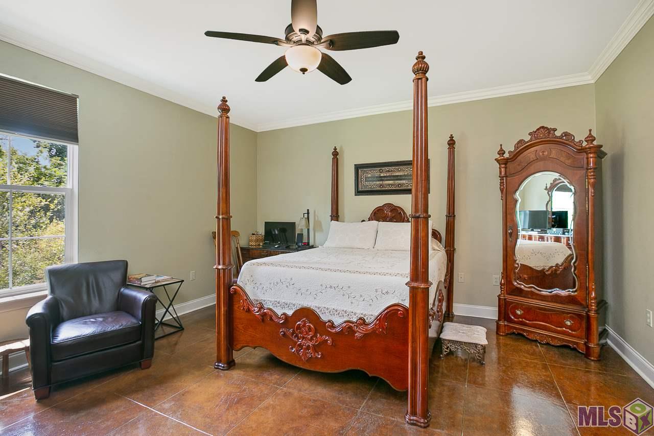10106 Springtree Avenue Baton Rouge, LA 70810 - Photo 10 of 22 Gallery Image 10