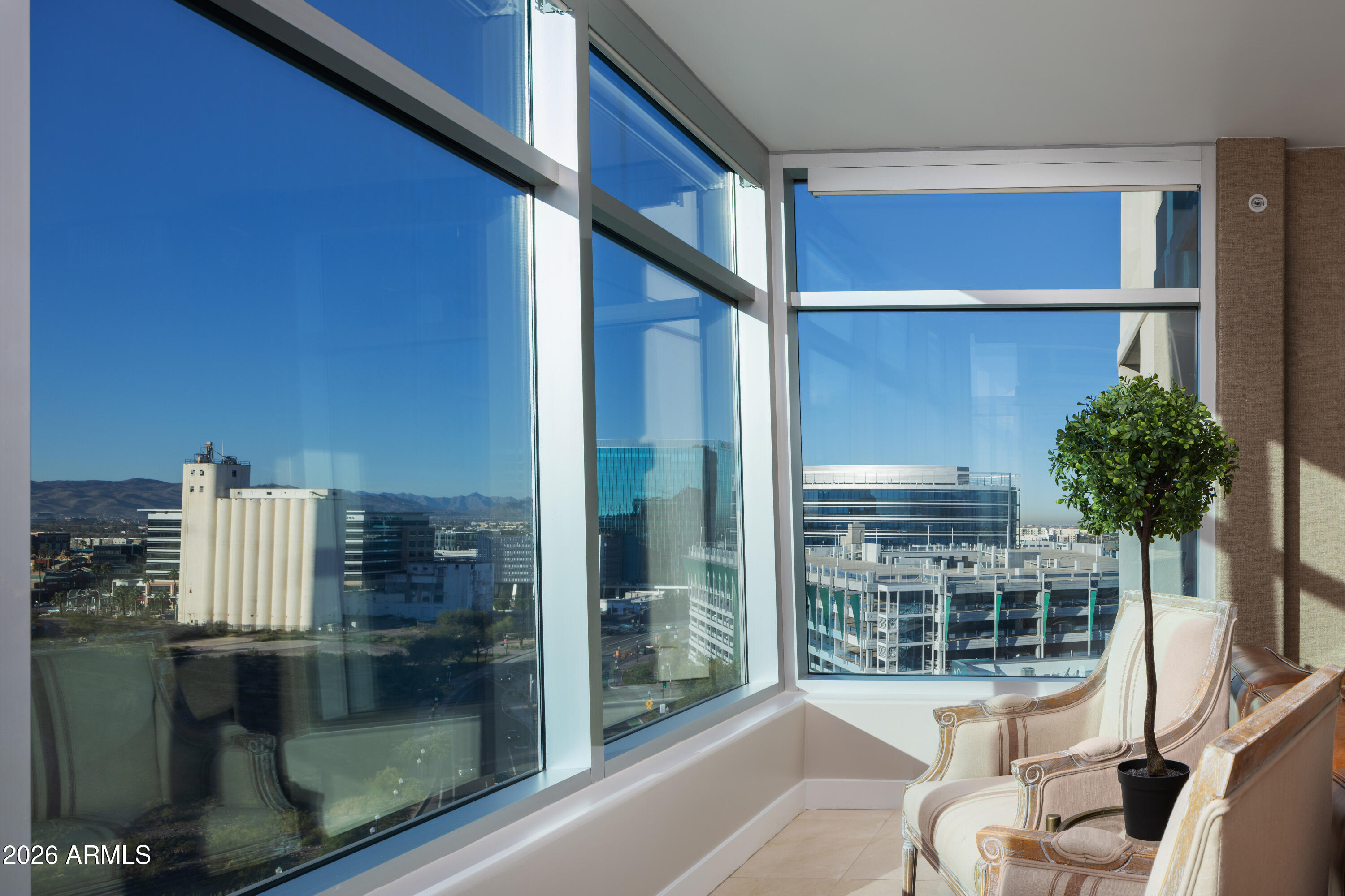 140 East Rio Salado Parkway, Unit 1101 Tempe, AZ 85281 - Photo 10 of 24 a view of a balcony with a potted plant