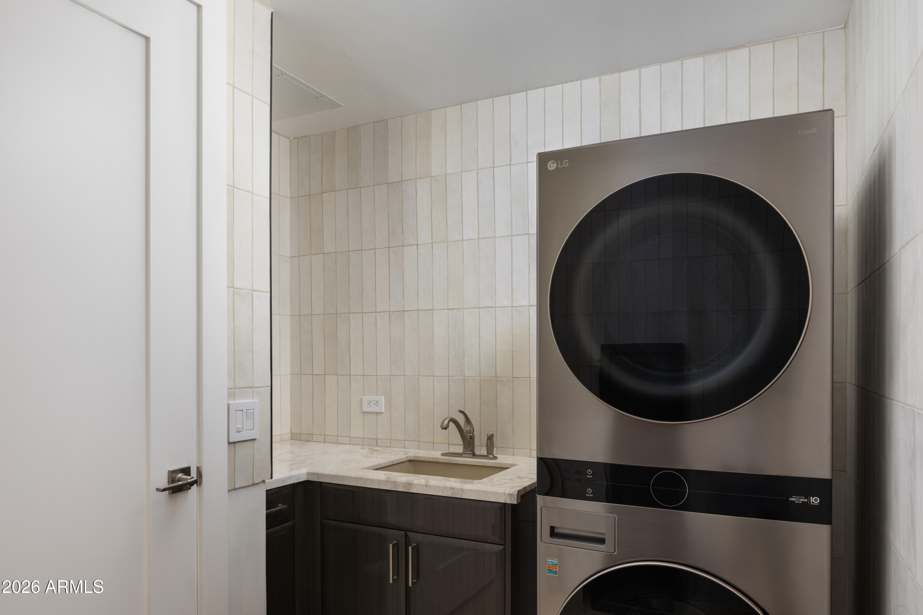 140 East Rio Salado Parkway, Unit 1101 Tempe, AZ 85281 - Photo 19 of 24 Laundry Room