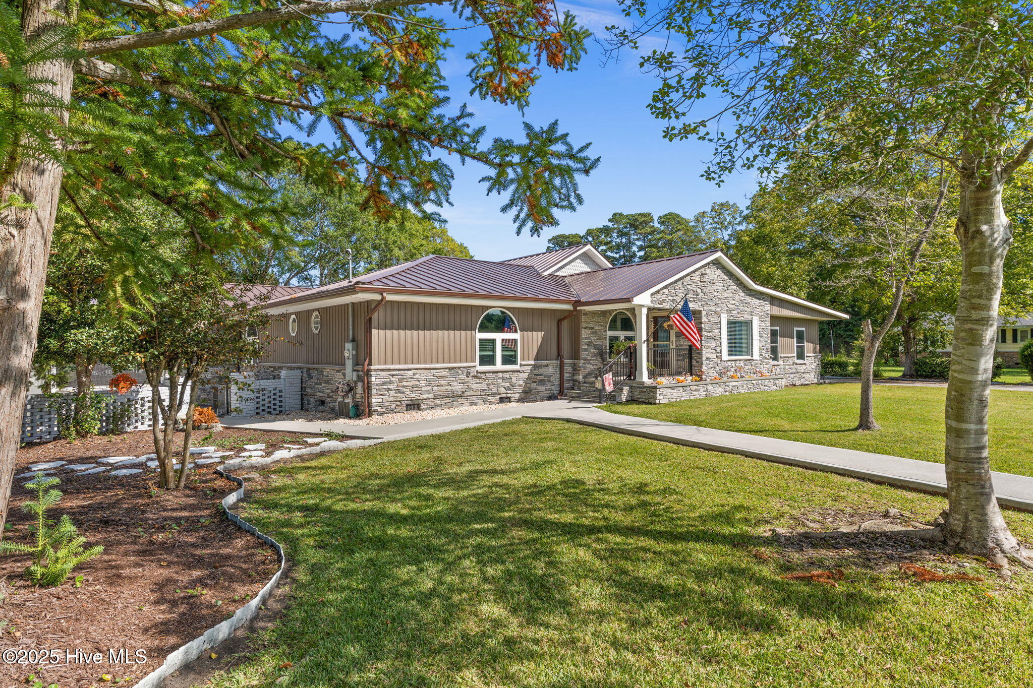 280 Hickman Road Northwest Calabash, NC 28467 - Photo 4 of 59 1-web-or-mls-CamMediaLLC.com (63 of 64)