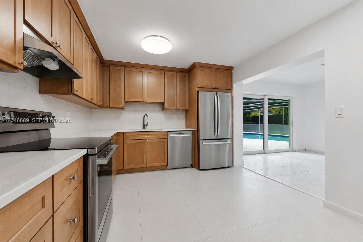 7982 Southwest 89th Street, Unit 7982 Miami, FL 33156 - Photo 12 of 55