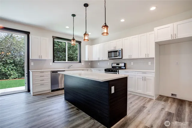 $949,750 | 2629 South 144th Street, SeaTac, WA 98168