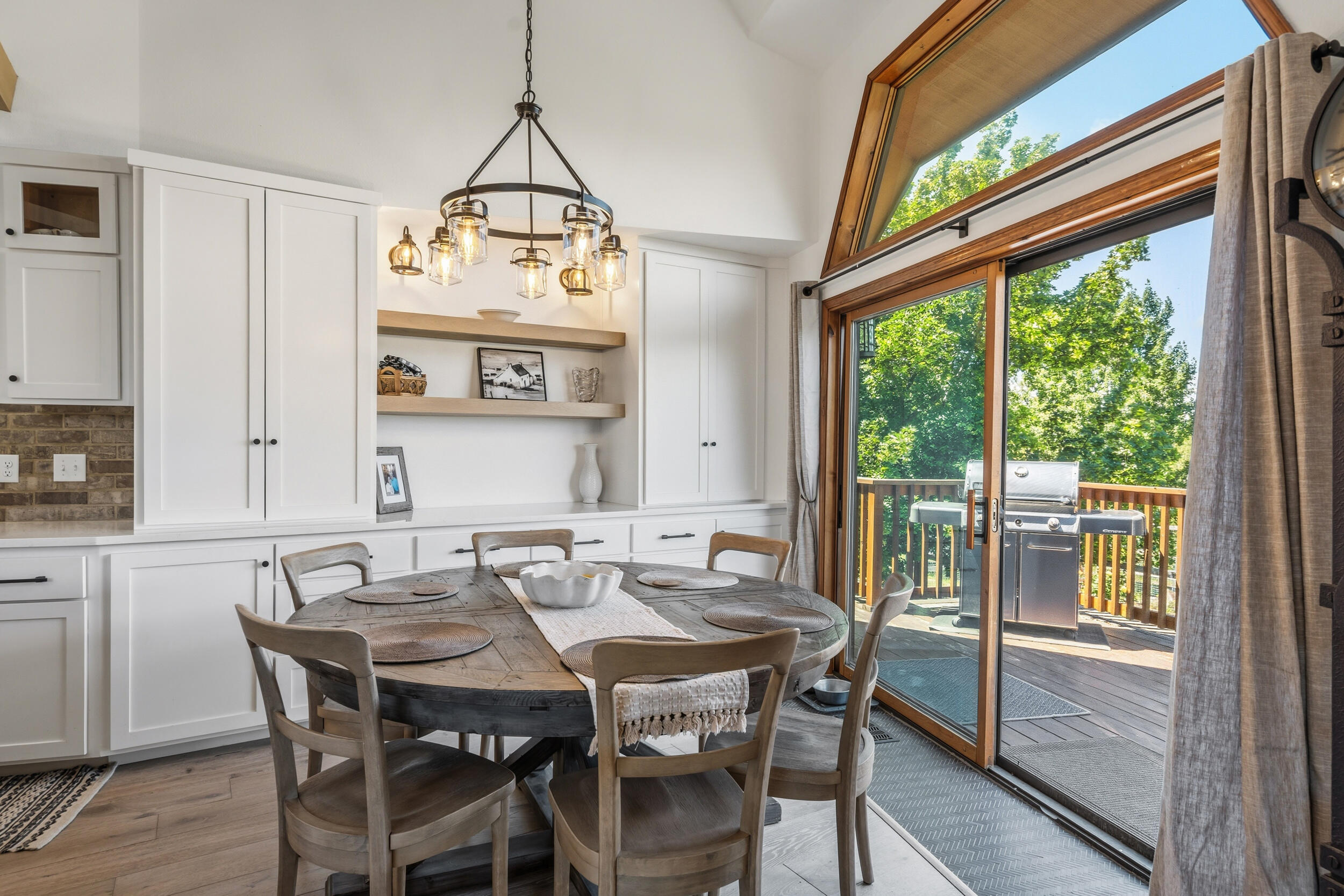 226 Entrada Drive Eagle Point, OR 97524 - Photo 11 of 62
