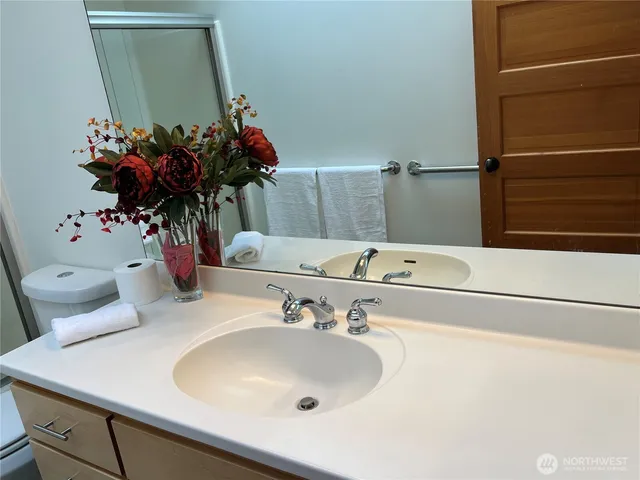 $2,149,888 | 4518 91st Avenue Southeast, Mercer Island, WA 98040