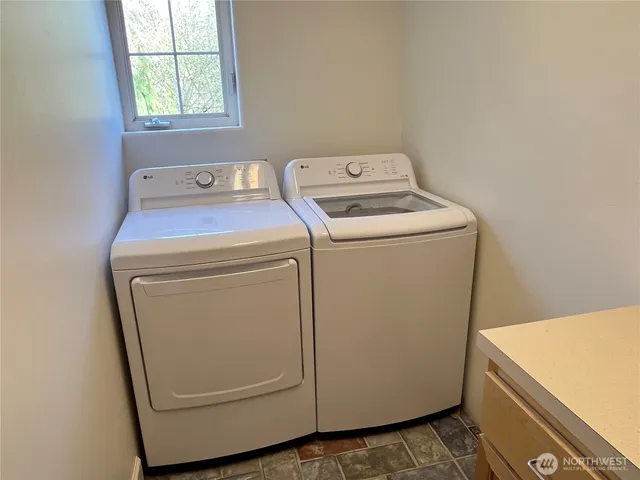 $2,149,888 | 4518 91st Avenue Southeast, Mercer Island, WA 98040