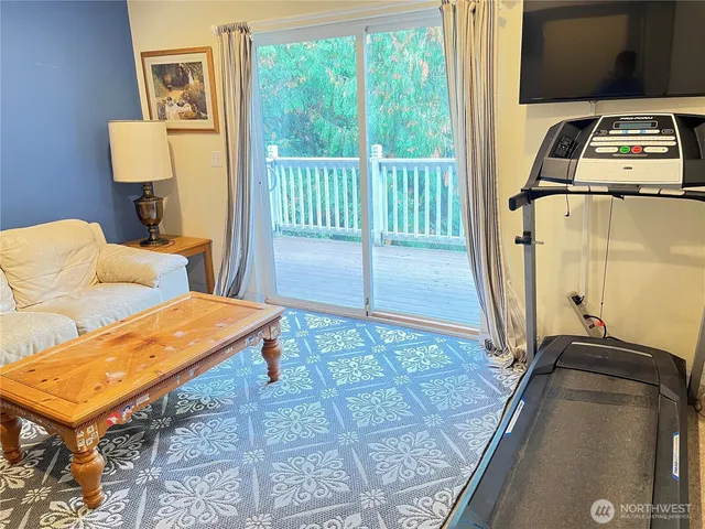 $2,149,888 | 4518 91st Avenue Southeast, Mercer Island, WA 98040