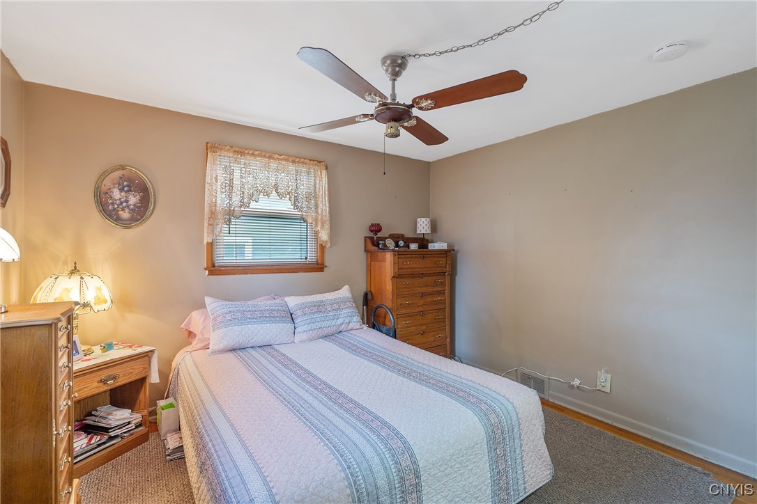 228 Edgewood Place Manlius, NY 13116 - Photo 16 of 36 First floor bedroom - Bedroom 1