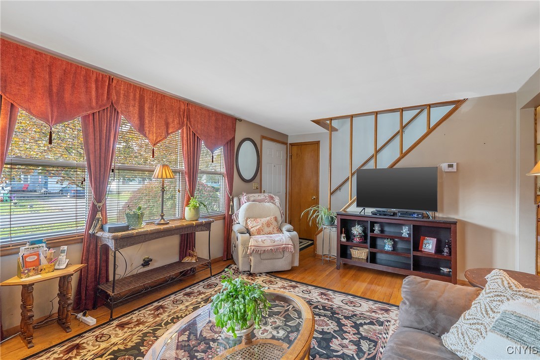 228 Edgewood Place Manlius, NY 13116 - Photo 6 of 36