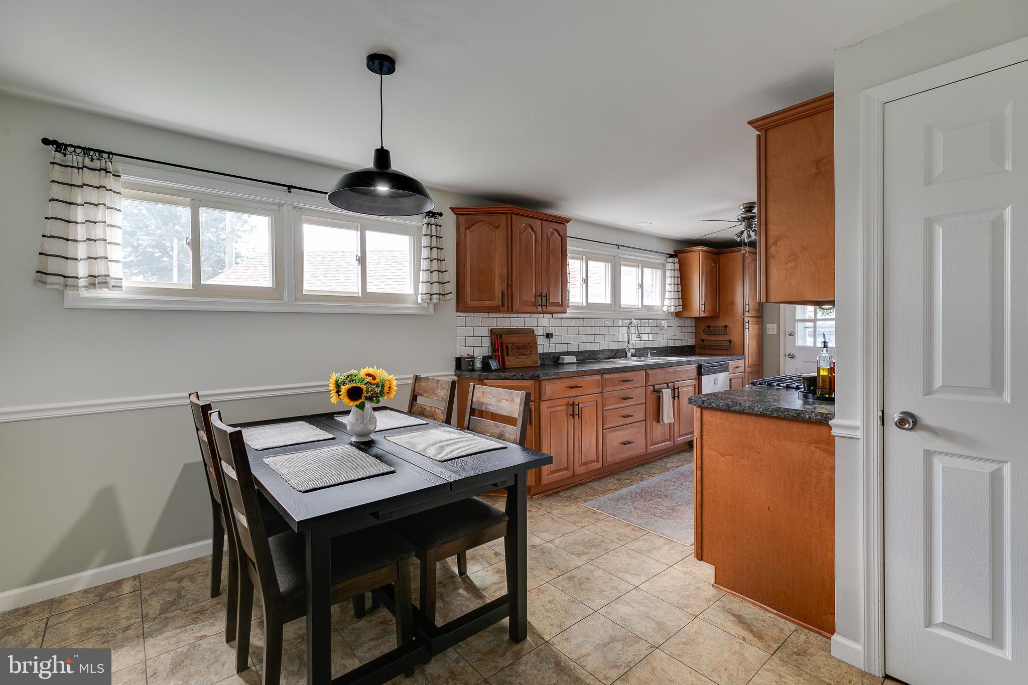 2105 Bridgewater Road Aston, PA 19014 - Photo 12 of 44