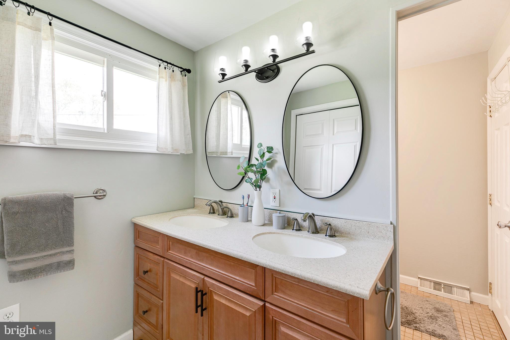 2105 Bridgewater Road Aston, PA 19014 - Photo 29 of 44
