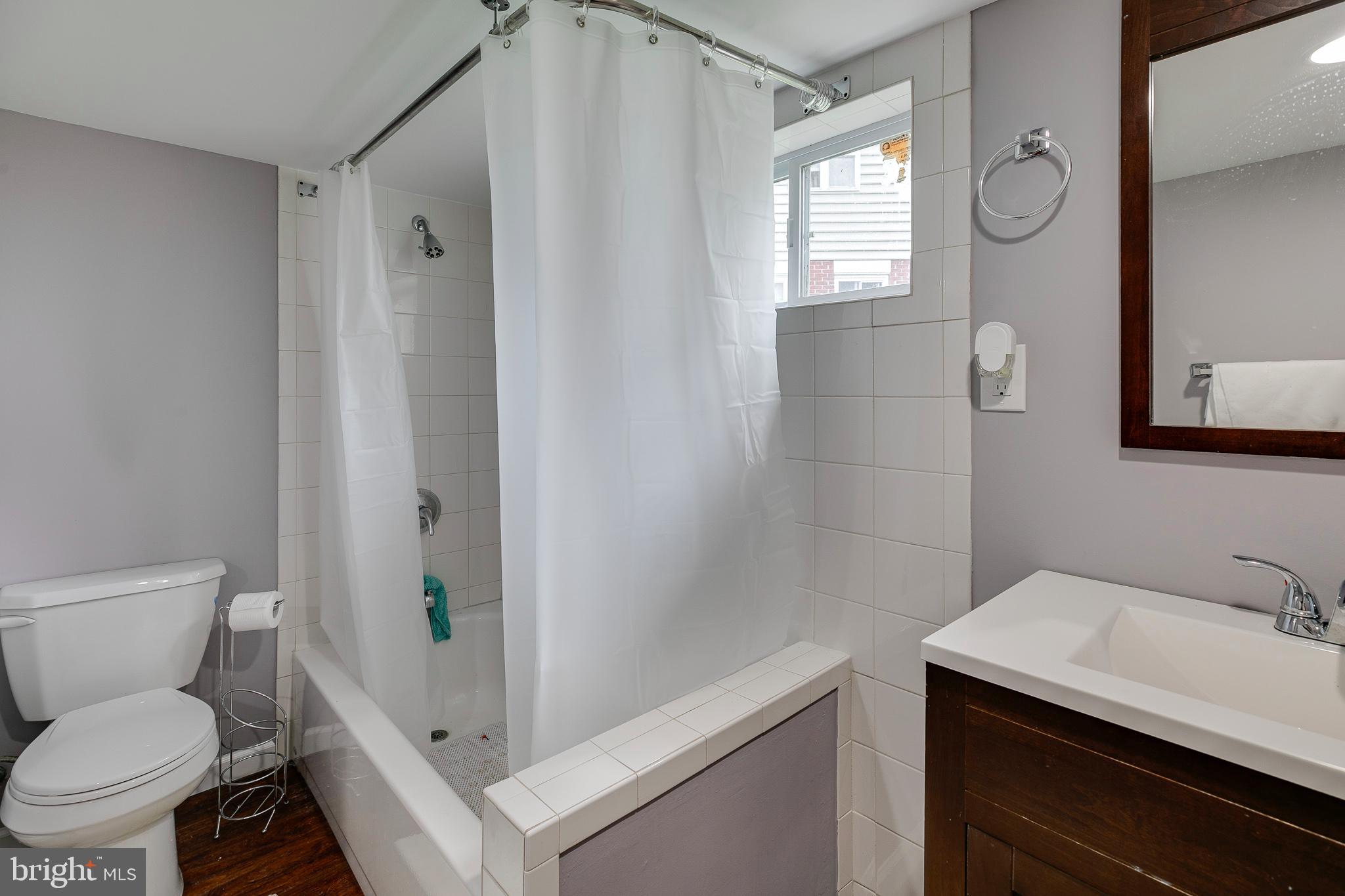 2105 Bridgewater Road Aston, PA 19014 - Photo 35 of 44