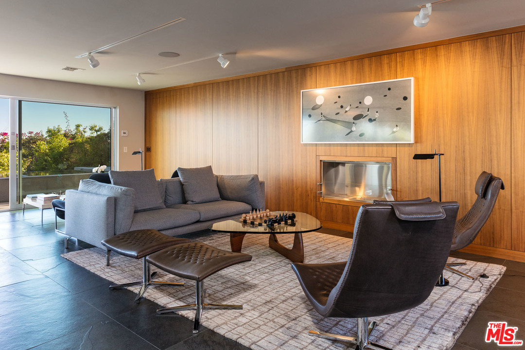 3217 Sumac Ridge Road Malibu, CA 90265 - Photo 15 of 50