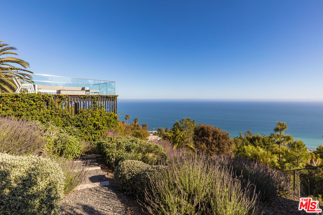 3217 Sumac Ridge Road Malibu, CA 90265 - Photo 22 of 50