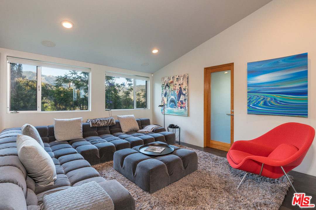 3217 Sumac Ridge Road Malibu, CA 90265 - Photo 38 of 50