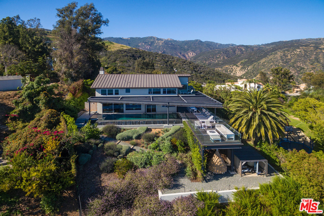 3217 Sumac Ridge Road Malibu, CA 90265 - Photo 5 of 50