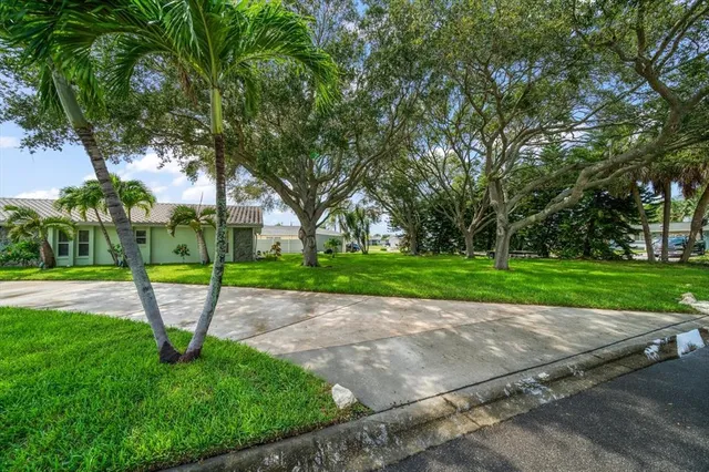 $1,249,000 | 1670 Clearwater Harbor Drive, Largo, FL 33770