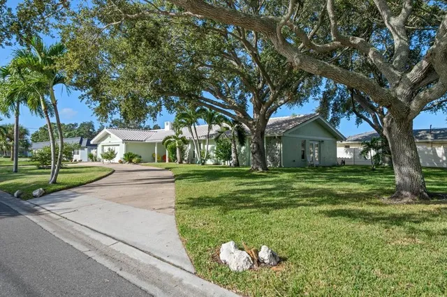 $1,249,000 | 1670 Clearwater Harbor Drive, Largo, FL 33770